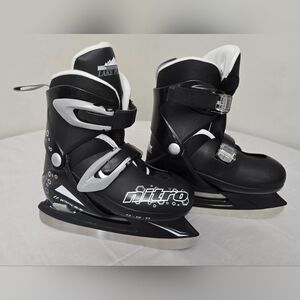Lake Placid Nitro Kids Adjustable Ice Skates Black Size 11-13 LP102GB